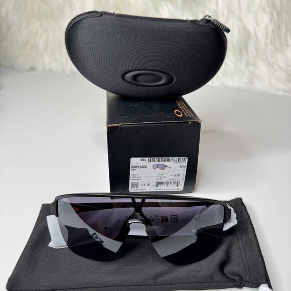 Oakley Men’s OO9248-0142 Corridor Sunglasses - Picture 8 of 9